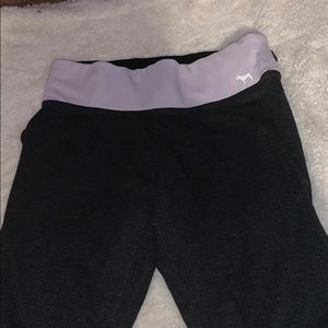 Victoria’s Secret Pink leggings